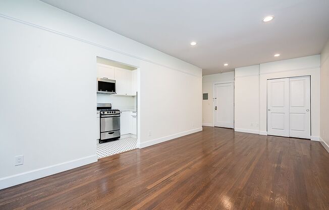 Studio, 1 bath, 463 sqft, $1,495, Unit 104
