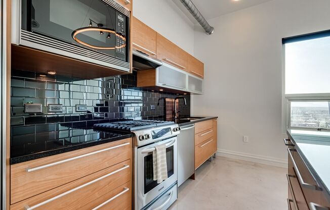 1 bed, 1 bath, $2,700, Unit # 1502