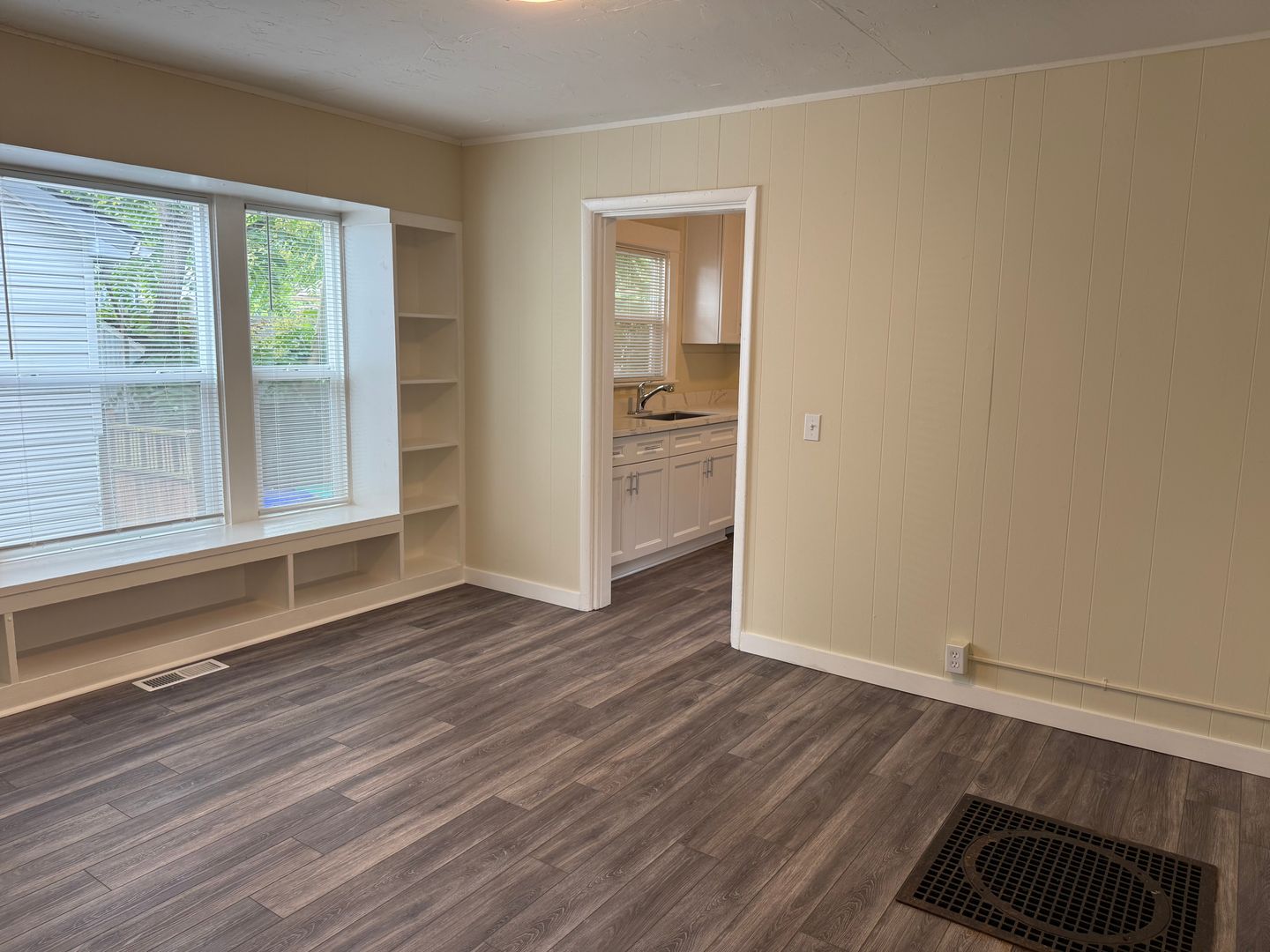 Charming 3-Bedroom Home in the Heart of Overlook