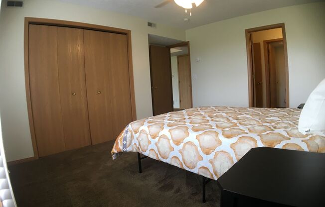 1 bed, 1 bath, $1,199