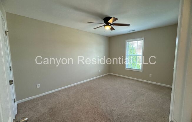 3 beds, 2.5 baths, $1,835