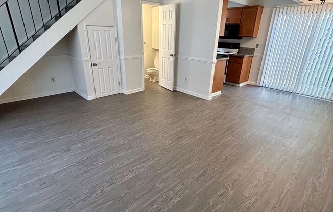 2 beds, 1.5 baths, 950 sqft, $1,975, Unit Apt. 12