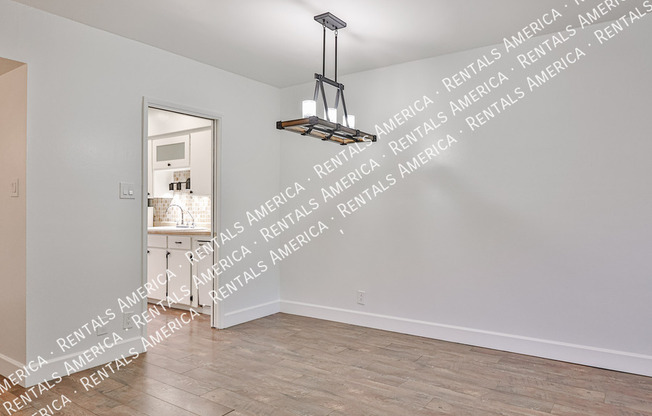 1107 W OSBORN RD