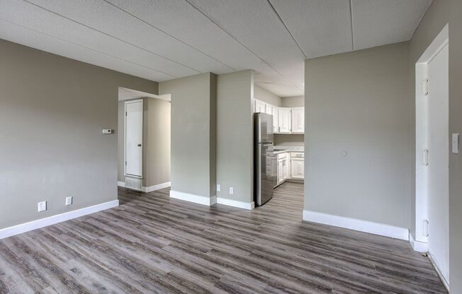 2 beds, 1 bath, 886 sqft, $1,095, Unit 1630 #06