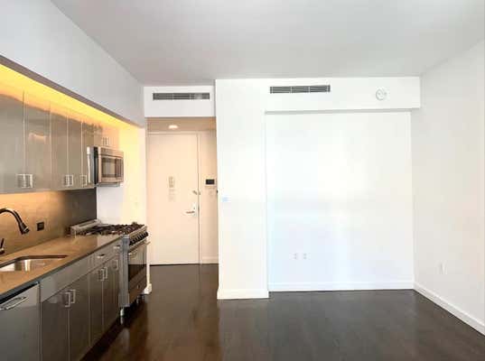 37 40 27 ST