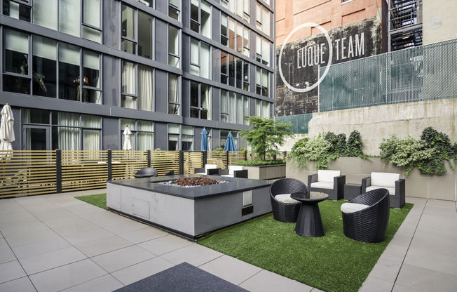 Studio, 1 bath, 577 sqft, $3,850, Unit 405S