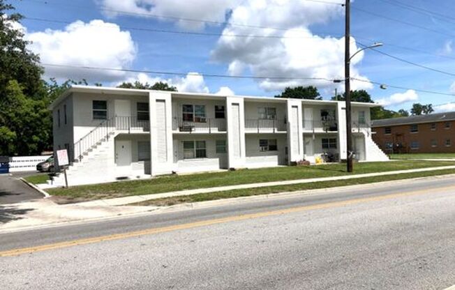 2000 W Jackson St