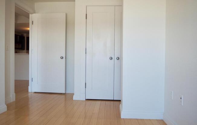 302 2nd St 7B