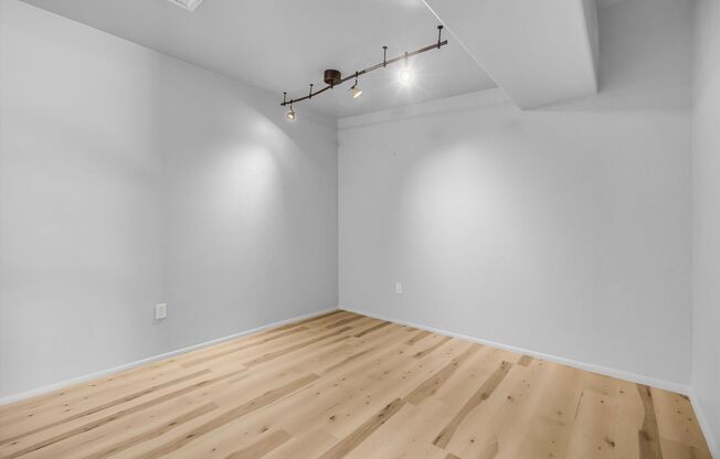 2 beds, 2 baths, 1,308 sqft, $2,125, Unit 34