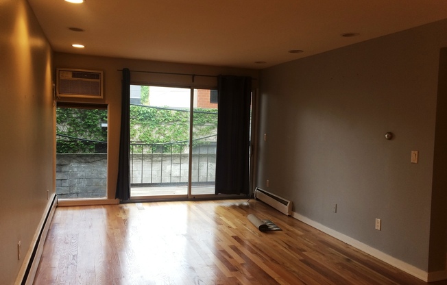 1 bed, 1 bath, 552 sqft, $1,995, Unit 20