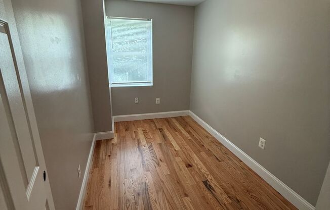253 Newcomb St. SE