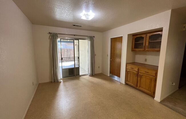 3 beds, 2 baths, $1,950