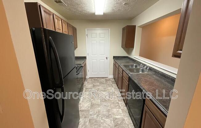 1202 FAIRINGTON CLUB DR