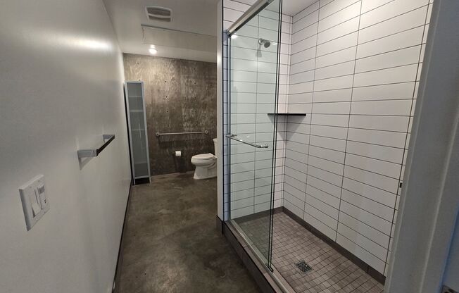 Studio, 1 bath, 500 sqft, $2,595, Unit 10