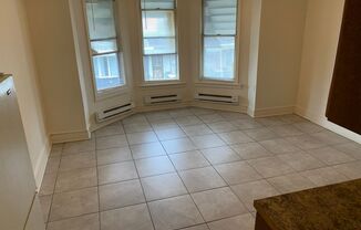 2 beds, 1 bath, 800 sqft, $1,400, Unit #2