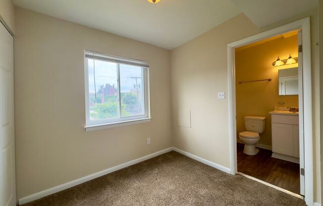 Studio, 1 bath, 377 sqft, $899, Unit 3506-E