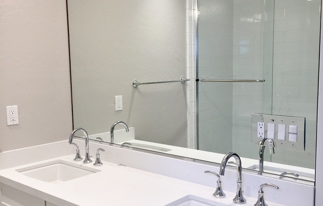 2 beds, 1.5 baths, 1,000 sqft, $3,295, Unit 58