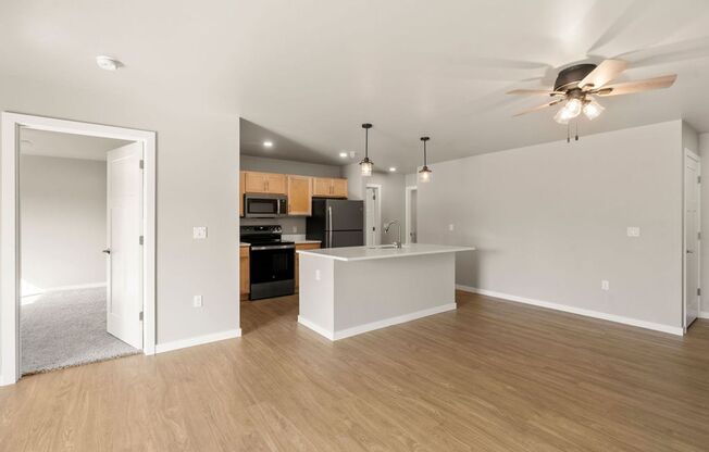 1 bed, 1 bath, 1,021 sqft, $1,549.99, Unit 194-05