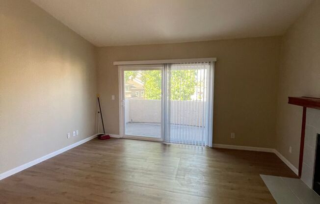 Great  Woodbridge Townhome!!