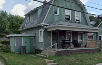 2816 E 13 ST