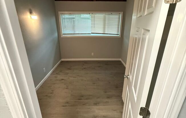 1 bed, 1 bath, 625 sqft, $1,200, Unit 11