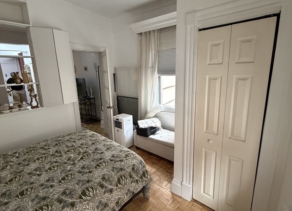 1 bed, 1 bath, 600 sqft, $2,950, Unit 2G