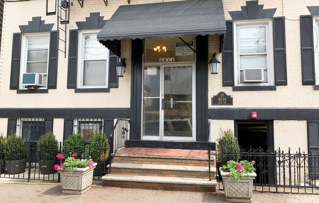 4614 Park Ave Apartments