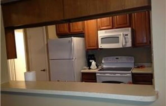 2 beds, 1 bath, 800 sqft, $1,400, Unit 224 NM