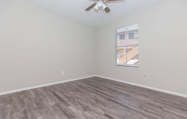 2 beds, 2 baths, 863 sqft, $1,259