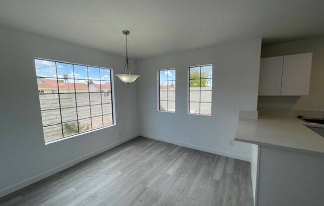2 beds, 2 baths, $1,375, Unit UNIT 1083