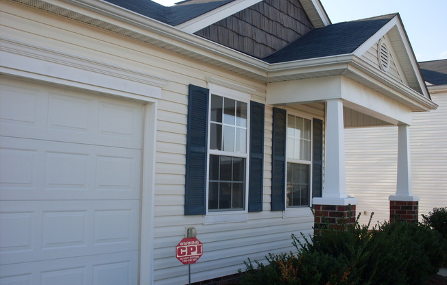 3 bed, 2 bath ranch home
