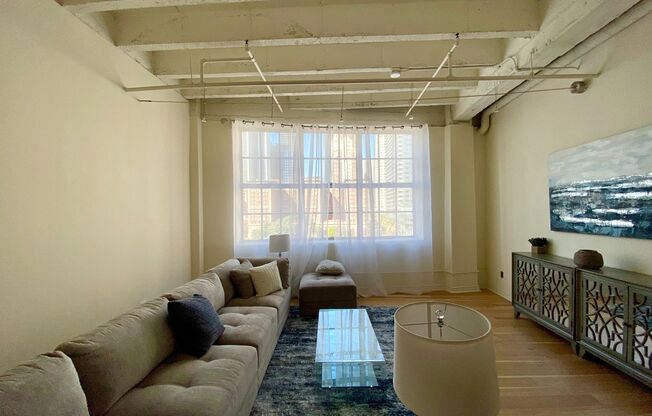 1 bed, 1 bath, 955 sqft, $2,300, Unit 202