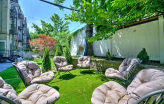 107 Greenpoint Ave