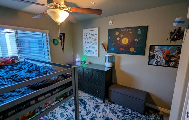3 beds, 2.5 baths, $2,250, Unit unit 1290