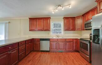 3 beds, 2 baths, $2,495