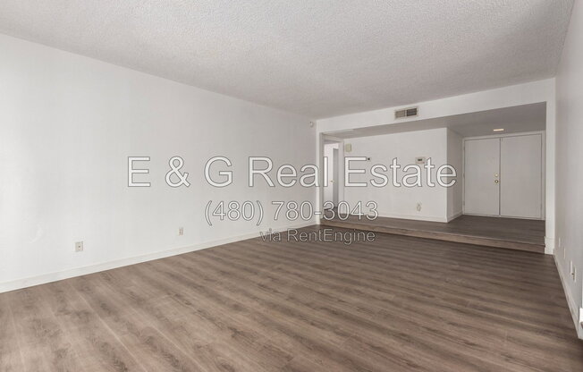 5055 W VOGEL AVE