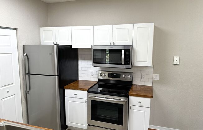 Crescent Place - 22-206