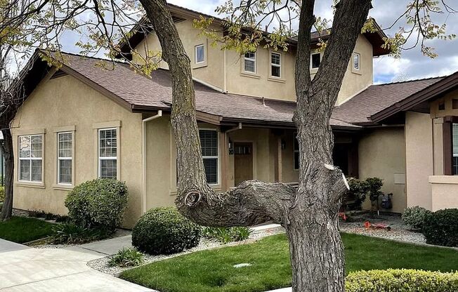 MOVE IN SPECIAL $500 OFF FIRST MONTHS RENT