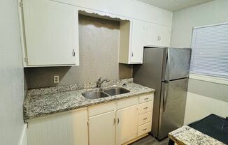 2 beds, 1 bath, 745 sqft, $995, Unit Apt. 307