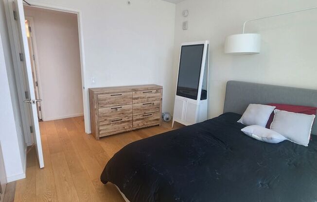 1 bed, 1 bath, 823 sqft, $3,700, Unit 4102