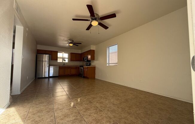 2 beds, 1 bath, $1,200, Unit # 105