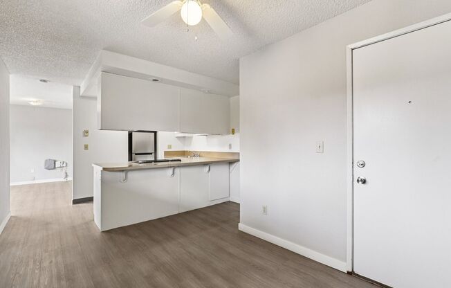 Studio, 1 bath, 400 sqft, $1,149, Unit 59