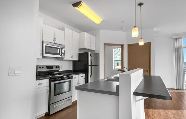 2 beds, 2 baths, 1,024 sqft, $2,495, Unit 328