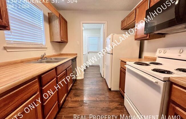 4545 Hoeneke St.