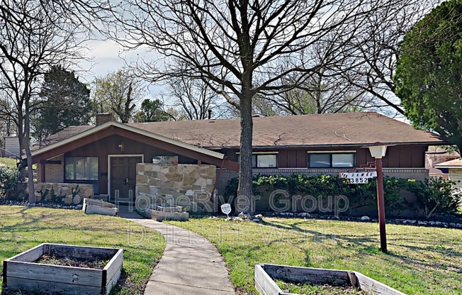 3852 MORNING DEW CIR