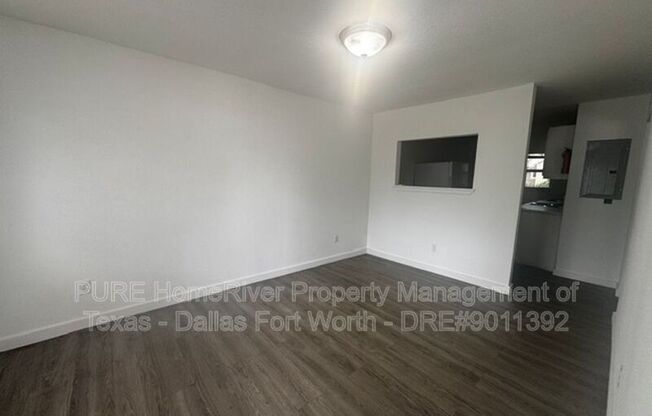 2215 JB Jackson Jr Blvd