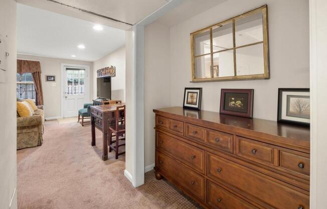 1 bed, 1 bath, 450 sqft, $3,950