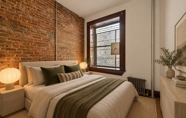144 W 109 ST