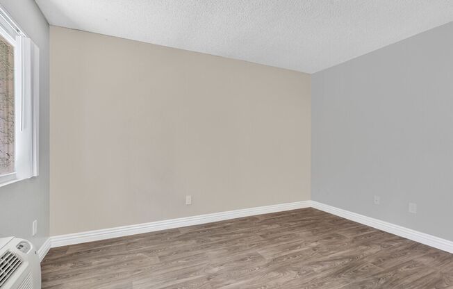 1 bed, 1 bath, 450 sqft, $1,842, Unit Unit 014