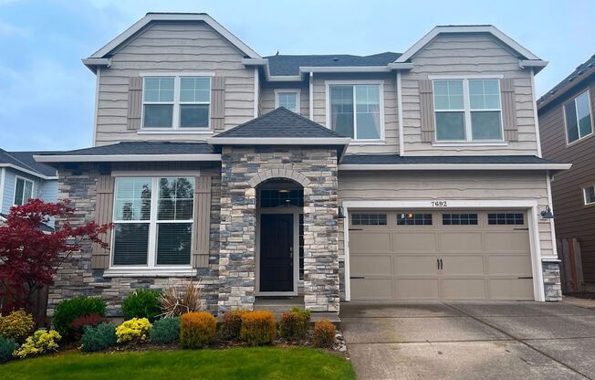 Fabulous 5 BD* 3 BA* + LARGE Bonus Room* Single Family Home Located in high desirable Highlands At North Bethany Community! **High End Finishes & A+ Schools!** Full Bedroom & Bathroom on Main Level!!